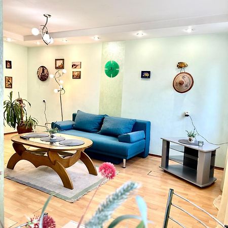 Apartments In The City Centre, Near A Park Rivne Luaran gambar